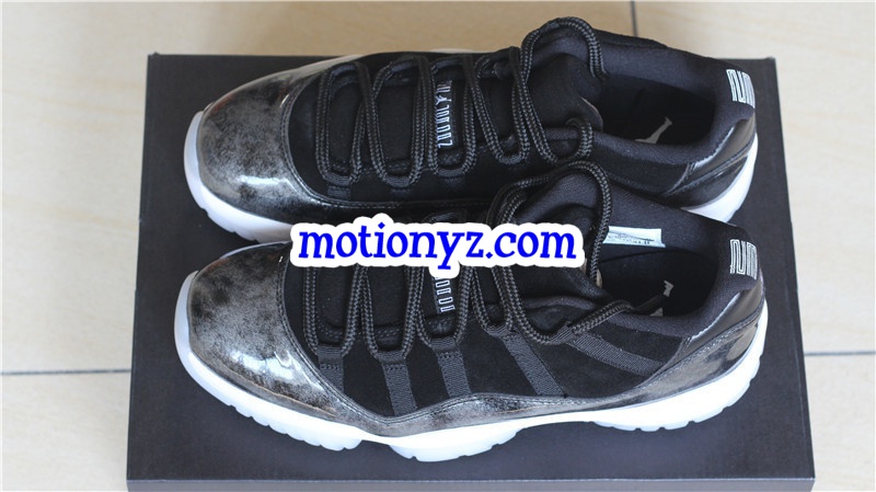 Air Jordan 11 Retro Low Barons GS